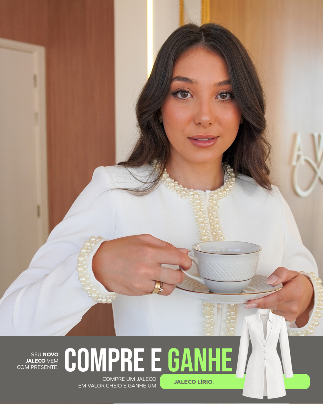 COMPRE Jaleco Glam & Ganhe Jaleco Lírio Branco